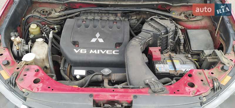 Позашляховик / Кросовер Mitsubishi Outlander 2008 в Києві фото 8 Позашляховик / Кросовер Mitsubishi Outlander 2008 в Києві