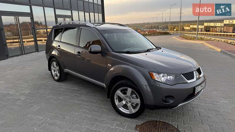 Внедорожник / Кроссовер Mitsubishi Outlander 2008 в Тернополе