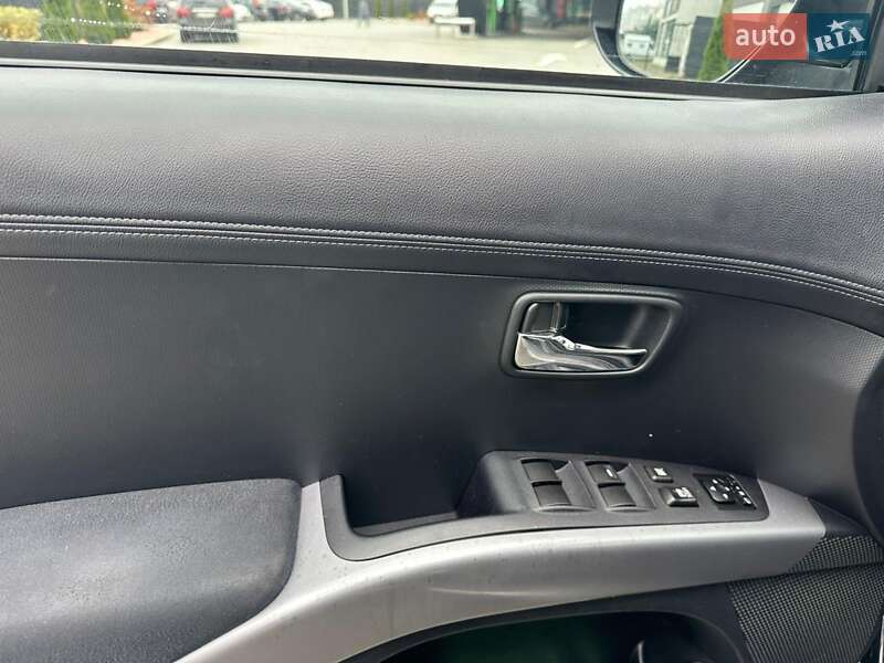 Позашляховик / Кросовер Mitsubishi Outlander 2011 в Луцьку фото 30 Позашляховик / Кросовер Mitsubishi Outlander 2011 в Луцьку