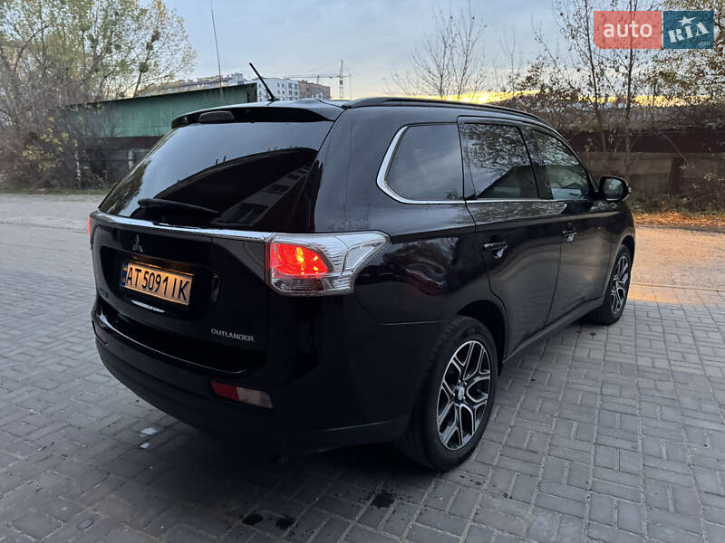 Внедорожник / Кроссовер Mitsubishi Outlander 2013 в Ивано-Франковске фото 13 Внедорожник / Кроссовер Mitsubishi Outlander 2013 в Ивано-Франковске