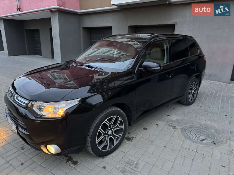 Внедорожник / Кроссовер Mitsubishi Outlander 2013 в Ивано-Франковске фото 22 Внедорожник / Кроссовер Mitsubishi Outlander 2013 в Ивано-Франковске