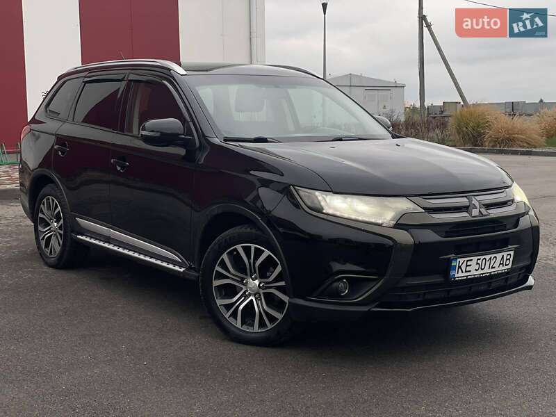 Mitsubishi Outlander 2015