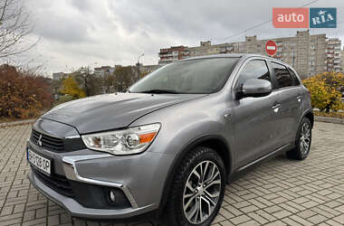 Позашляховик / Кросовер Mitsubishi Outlander 2019 в Запоріжжі