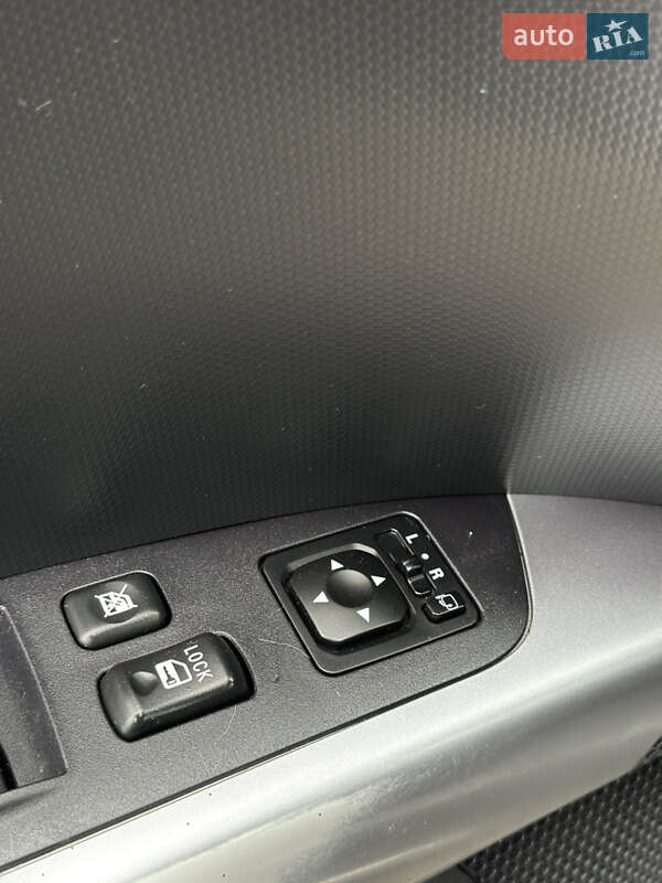 Позашляховик / Кросовер Mitsubishi Outlander 2011 в Бердичеві