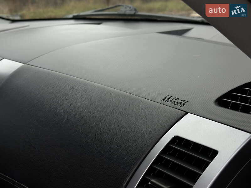 Позашляховик / Кросовер Mitsubishi Outlander 2011 в Бердичеві