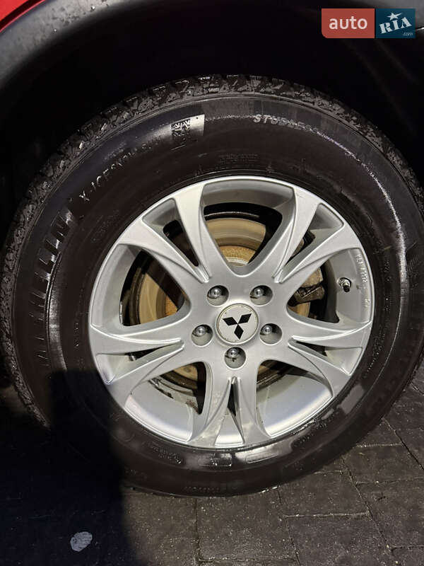 Внедорожник / Кроссовер Mitsubishi Outlander 2014 в Тернополе