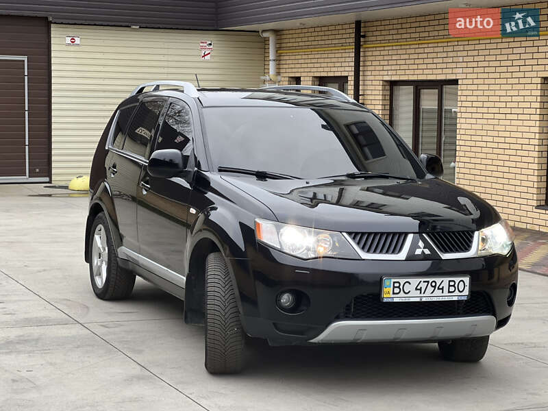 Внедорожник / Кроссовер Mitsubishi Outlander 2008 в Бердичеве фото 7 Внедорожник / Кроссовер Mitsubishi Outlander 2008 в Бердичеве