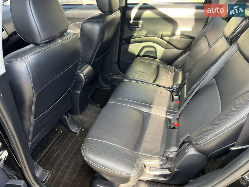 Внедорожник / Кроссовер Mitsubishi Outlander 2008 в Бердичеве фото 27 Внедорожник / Кроссовер Mitsubishi Outlander 2008 в Бердичеве