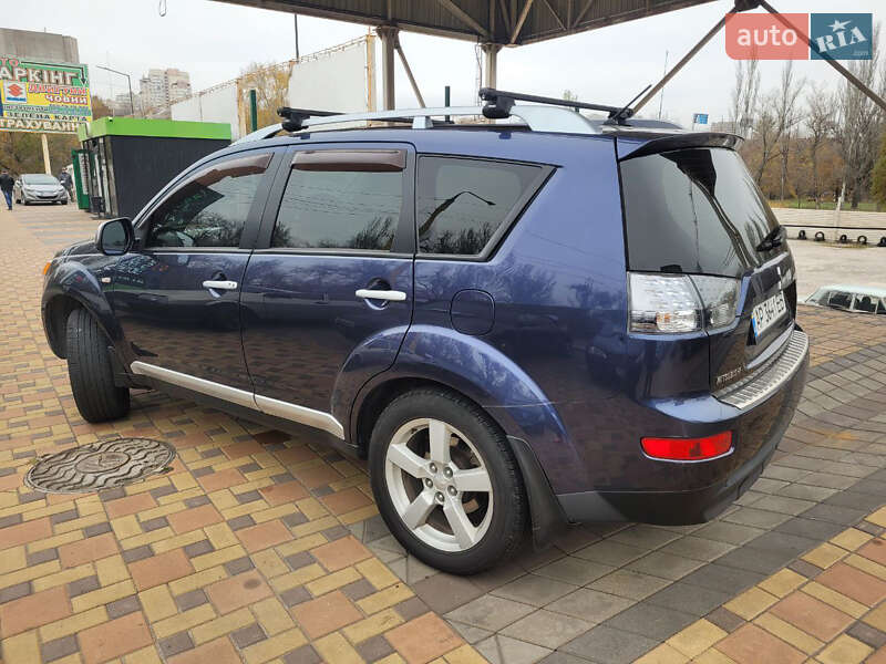 Внедорожник / Кроссовер Mitsubishi Outlander 2008 в Запорожье фото 5 Внедорожник / Кроссовер Mitsubishi Outlander 2008 в Запорожье