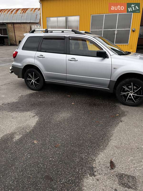 Внедорожник / Кроссовер Mitsubishi Outlander 2007 в Киеве фото 17 Внедорожник / Кроссовер Mitsubishi Outlander 2007 в Киеве