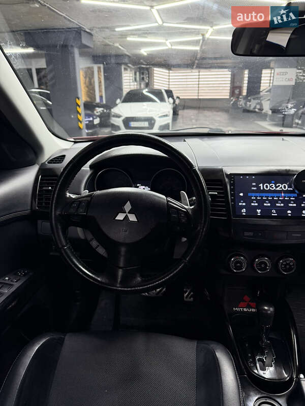 Позашляховик / Кросовер Mitsubishi Outlander 2011 в Одесі фото 15 Позашляховик / Кросовер Mitsubishi Outlander 2011 в Одесі