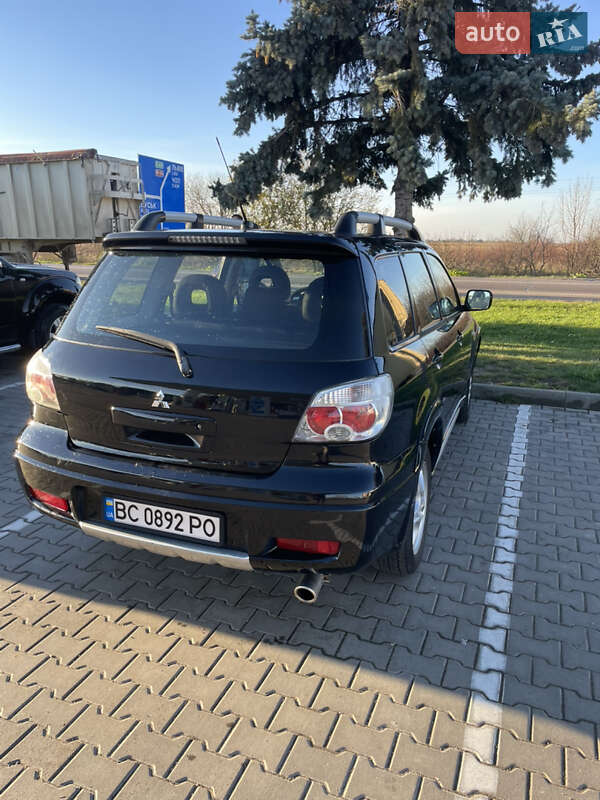 Позашляховик / Кросовер Mitsubishi Outlander 2008 в Буську