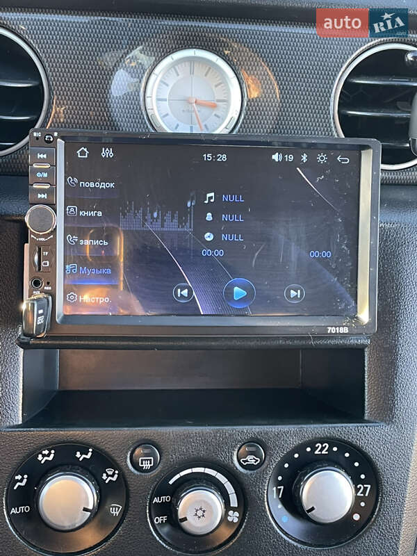 Позашляховик / Кросовер Mitsubishi Outlander 2008 в Буську