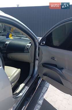 Внедорожник / Кроссовер Mitsubishi Outlander 2008 в Киеве