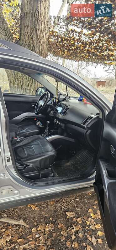 Позашляховик / Кросовер Mitsubishi Outlander 2008 в Дніпрі фото 7 Позашляховик / Кросовер Mitsubishi Outlander 2008 в Дніпрі