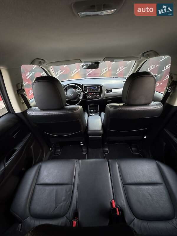 Позашляховик / Кросовер Mitsubishi Outlander 2012 в Сумах фото 19 Позашляховик / Кросовер Mitsubishi Outlander 2012 в Сумах
