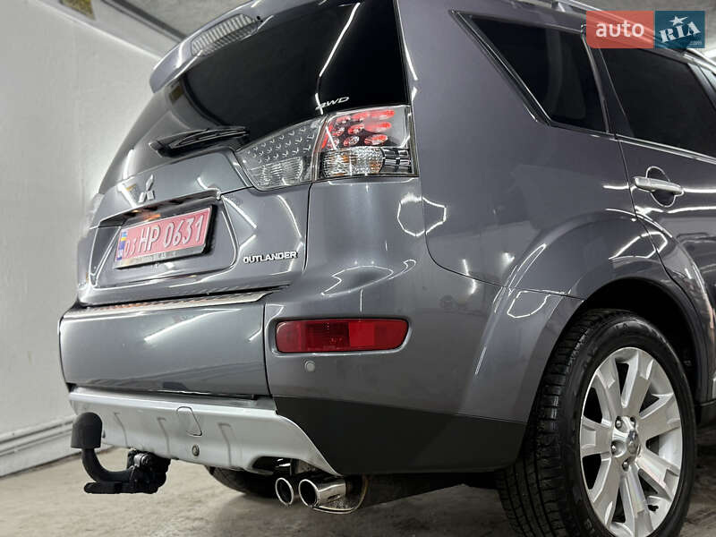 Позашляховик / Кросовер Mitsubishi Outlander 2008 в Кременці