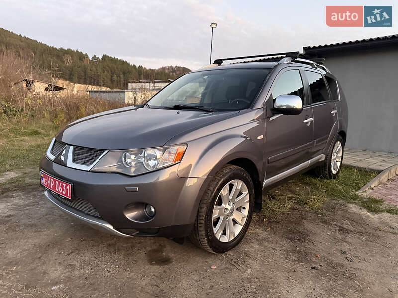 Позашляховик / Кросовер Mitsubishi Outlander 2008 в Кременці