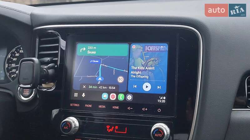 Позашляховик / Кросовер Mitsubishi Outlander 2021 в Києві