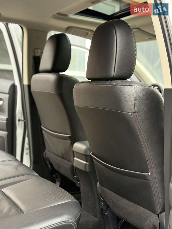 Внедорожник / Кроссовер Mitsubishi Outlander 2016 в Самборе фото 69 Внедорожник / Кроссовер Mitsubishi Outlander 2016 в Самборе