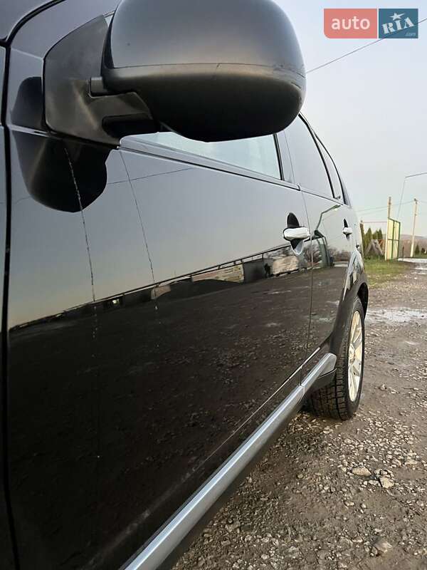 Позашляховик / Кросовер Mitsubishi Outlander 2008 в Чернівцях фото 11 Позашляховик / Кросовер Mitsubishi Outlander 2008 в Чернівцях