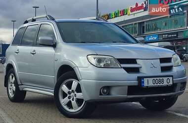 Внедорожник / Кроссовер Mitsubishi Outlander 2007 в Киеве