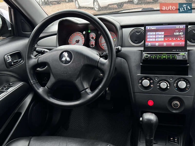 Внедорожник / Кроссовер Mitsubishi Outlander 2006 в Дрогобыче