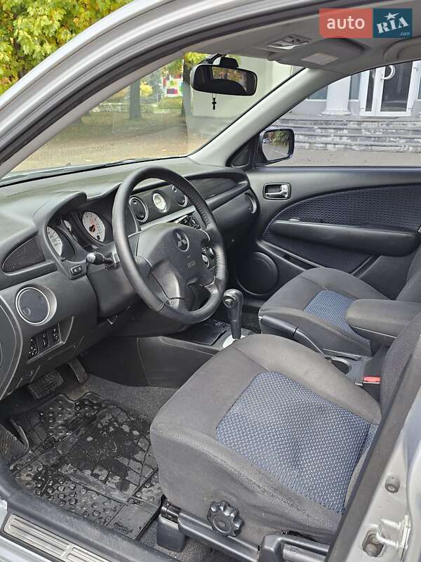 Внедорожник / Кроссовер Mitsubishi Outlander 2008 в Киеве фото 15 Внедорожник / Кроссовер Mitsubishi Outlander 2008 в Киеве