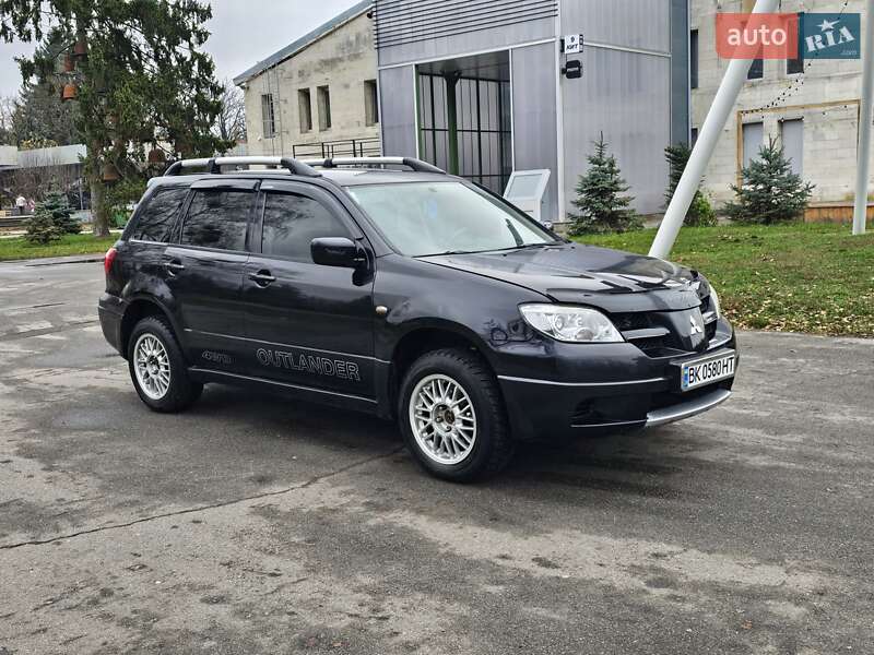Внедорожник / Кроссовер Mitsubishi Outlander 2007 в Киеве