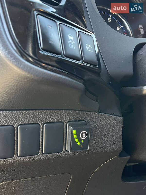 Внедорожник / Кроссовер Mitsubishi Outlander 2014 в Киеве