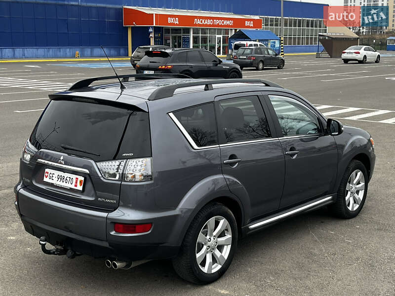 Внедорожник / Кроссовер Mitsubishi Outlander 2012 в Луцке фото 12 Внедорожник / Кроссовер Mitsubishi Outlander 2012 в Луцке