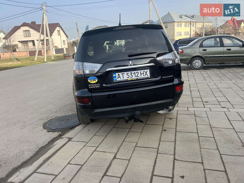 Внедорожник / Кроссовер Mitsubishi Outlander 2010 в Ивано-Франковске фото 11 Внедорожник / Кроссовер Mitsubishi Outlander 2010 в Ивано-Франковске