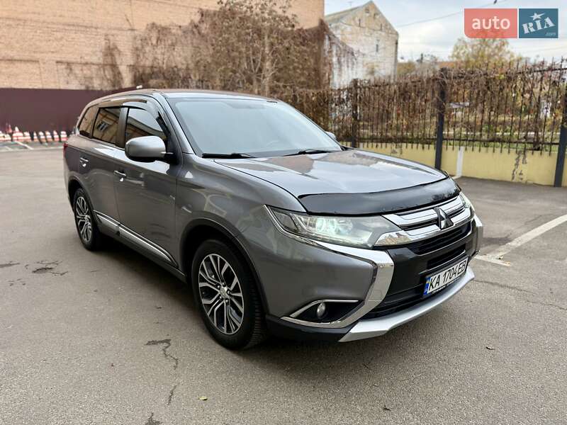 Внедорожник / Кроссовер Mitsubishi Outlander 2020 в Киеве фото 10 Внедорожник / Кроссовер Mitsubishi Outlander 2020 в Киеве
