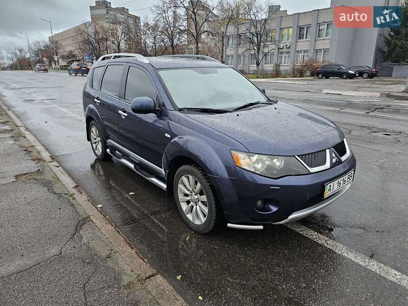 Внедорожник / Кроссовер Mitsubishi Outlander 2008 в Киеве фото 11 Внедорожник / Кроссовер Mitsubishi Outlander 2008 в Киеве
