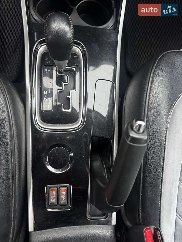 Внедорожник / Кроссовер Mitsubishi Outlander 2021 в Киеве фото 13 Внедорожник / Кроссовер Mitsubishi Outlander 2021 в Киеве