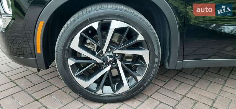 Внедорожник / Кроссовер Mitsubishi Outlander 2022 в Житомире фото 19 Внедорожник / Кроссовер Mitsubishi Outlander 2022 в Житомире