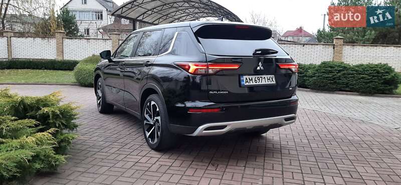 Внедорожник / Кроссовер Mitsubishi Outlander 2022 в Житомире фото 7 Внедорожник / Кроссовер Mitsubishi Outlander 2022 в Житомире