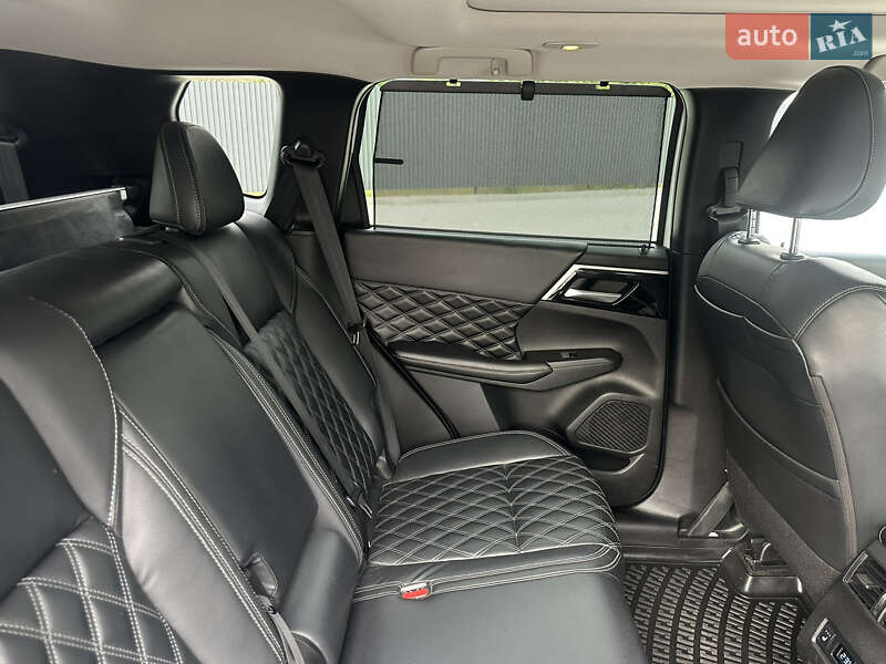 Внедорожник / Кроссовер Mitsubishi Outlander 2021 в Ужгороде фото 28 Внедорожник / Кроссовер Mitsubishi Outlander 2021 в Ужгороде