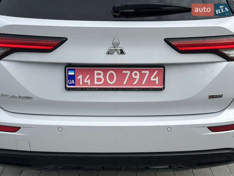 Внедорожник / Кроссовер Mitsubishi Outlander 2021 в Ужгороде фото 40 Внедорожник / Кроссовер Mitsubishi Outlander 2021 в Ужгороде
