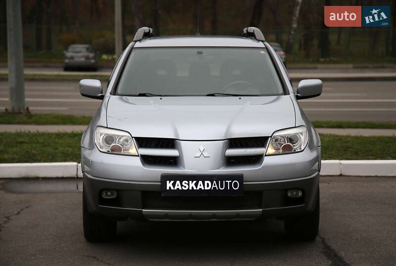 Внедорожник / Кроссовер Mitsubishi Outlander 2006 в Харькове