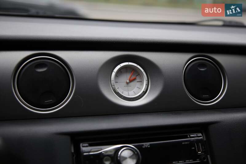 Внедорожник / Кроссовер Mitsubishi Outlander 2006 в Харькове