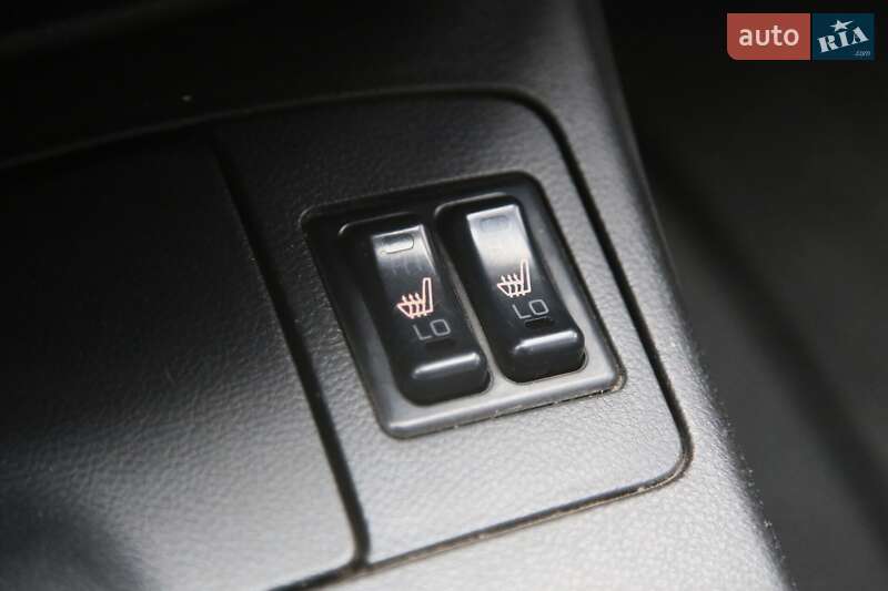 Внедорожник / Кроссовер Mitsubishi Outlander 2006 в Харькове