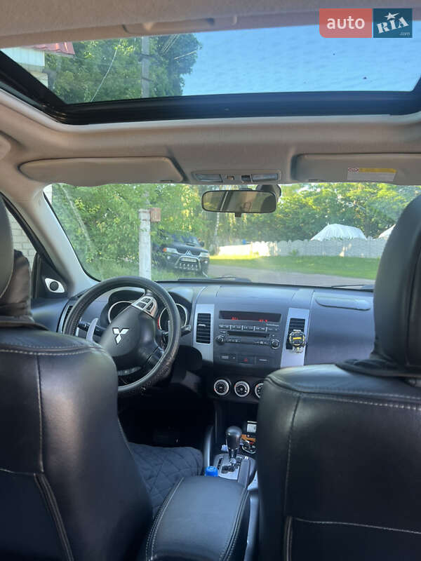Внедорожник / Кроссовер Mitsubishi Outlander 2008 в Чернигове фото 7 Внедорожник / Кроссовер Mitsubishi Outlander 2008 в Чернигове
