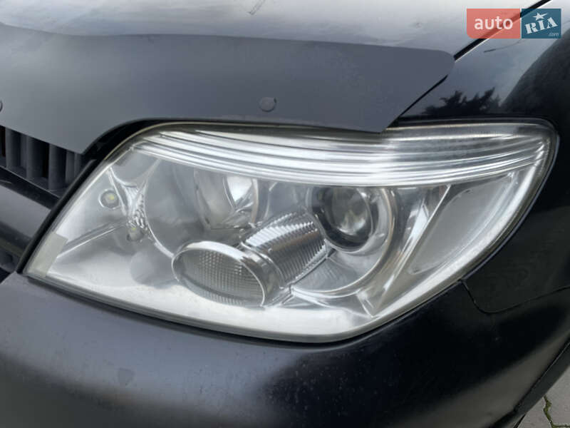 Позашляховик / Кросовер Mitsubishi Outlander 2007 в Одесі