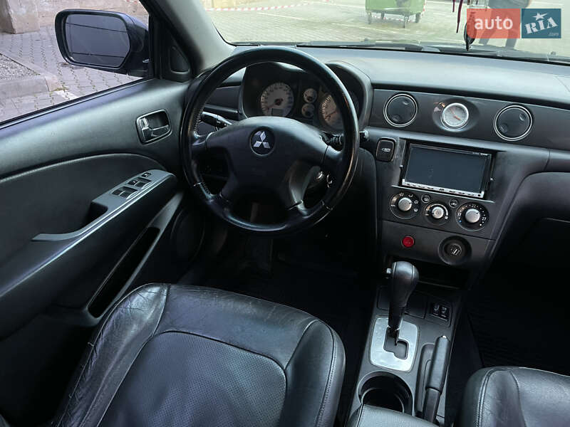 Позашляховик / Кросовер Mitsubishi Outlander 2007 в Одесі