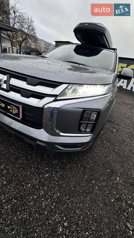 Внедорожник / Кроссовер Mitsubishi Outlander 2020 в Харькове фото 12 Внедорожник / Кроссовер Mitsubishi Outlander 2020 в Харькове