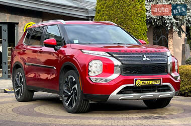 Позашляховик / Кросовер Mitsubishi Outlander 2022 в Львові