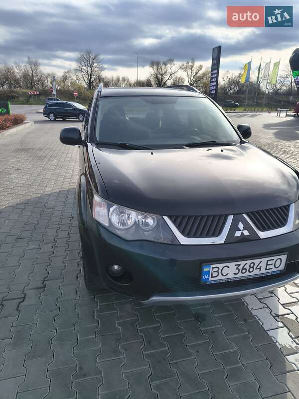 Внедорожник / Кроссовер Mitsubishi Outlander 2008 в Стрые фото 2 Внедорожник / Кроссовер Mitsubishi Outlander 2008 в Стрые