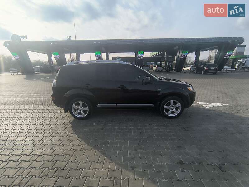 Внедорожник / Кроссовер Mitsubishi Outlander 2008 в Стрые фото 4 Внедорожник / Кроссовер Mitsubishi Outlander 2008 в Стрые