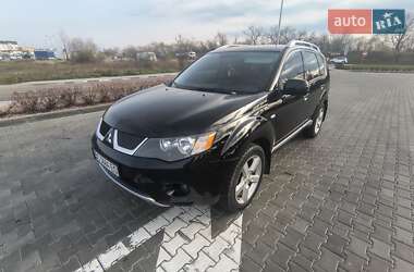 Внедорожник / Кроссовер Mitsubishi Outlander 2008 в Стрые